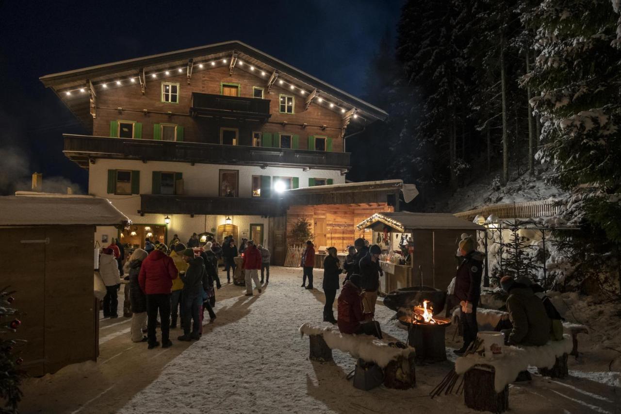 Gasthof St. Adolari Hotel Sankt Ulrich am Pillersee Exterior photo