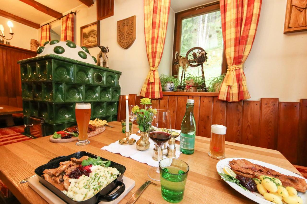 Gasthof St. Adolari Hotel Sankt Ulrich am Pillersee Exterior photo