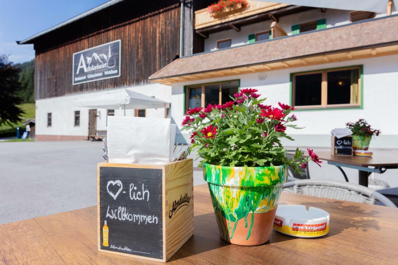 Gasthof St. Adolari Hotel Sankt Ulrich am Pillersee Exterior photo